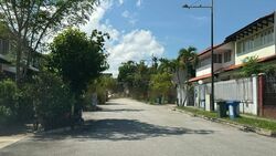 Sennett Avenue (D16), Semi-Detached #461779581